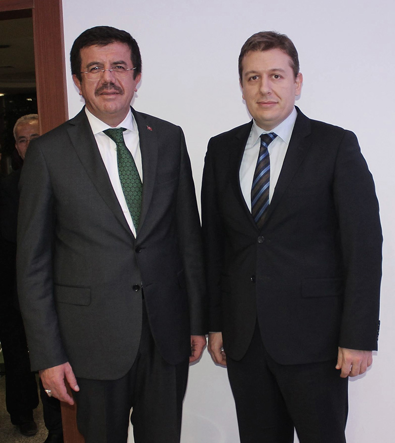 Necip Filiz addressing a large audience at a political event